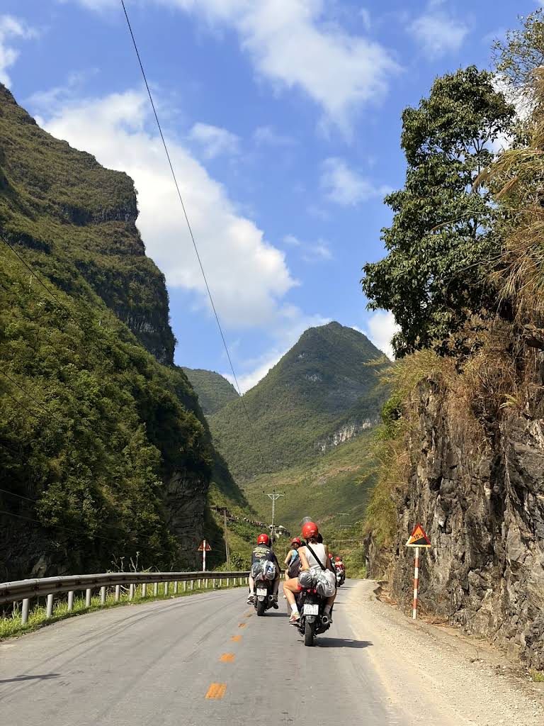 Ha Giang Loop Route Planner