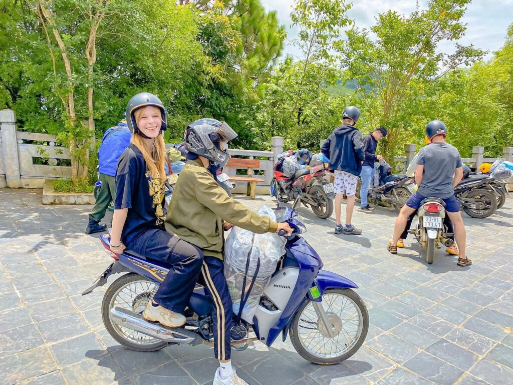 Ha Giang Loop with Easy Rider